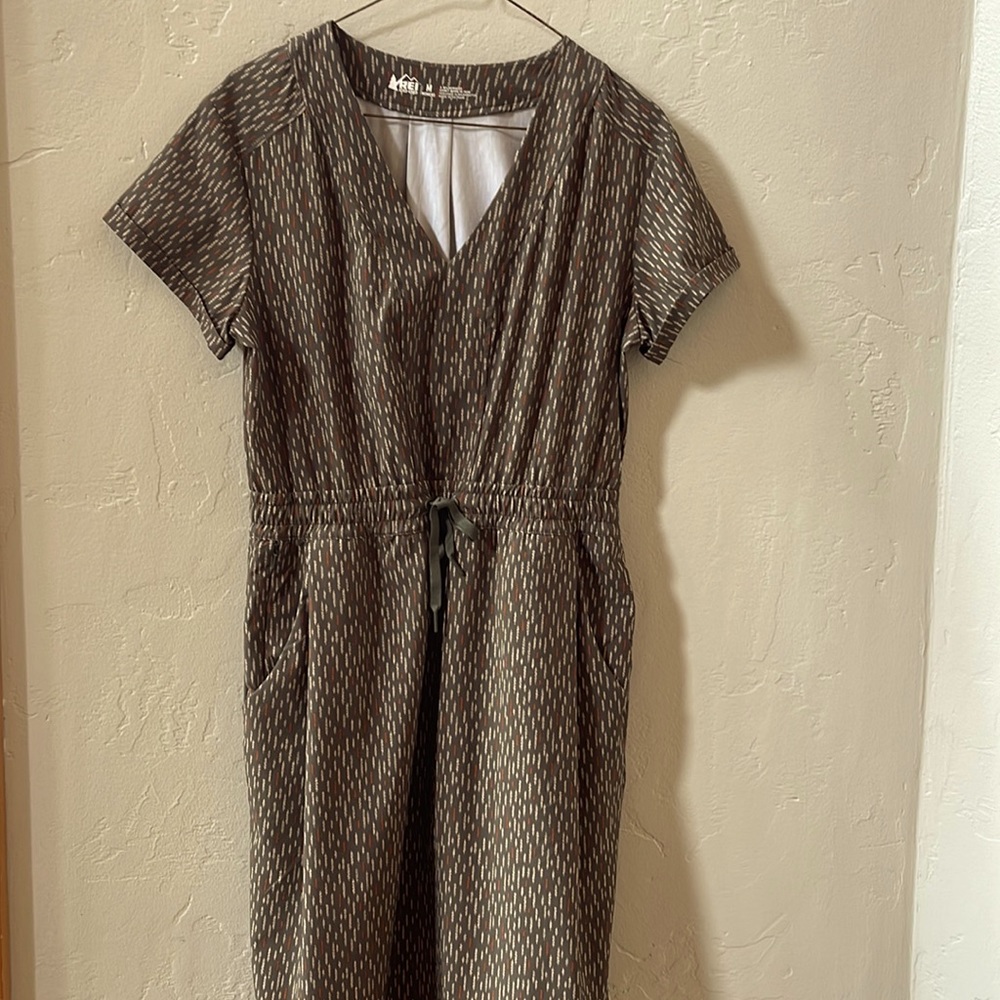 REI dress